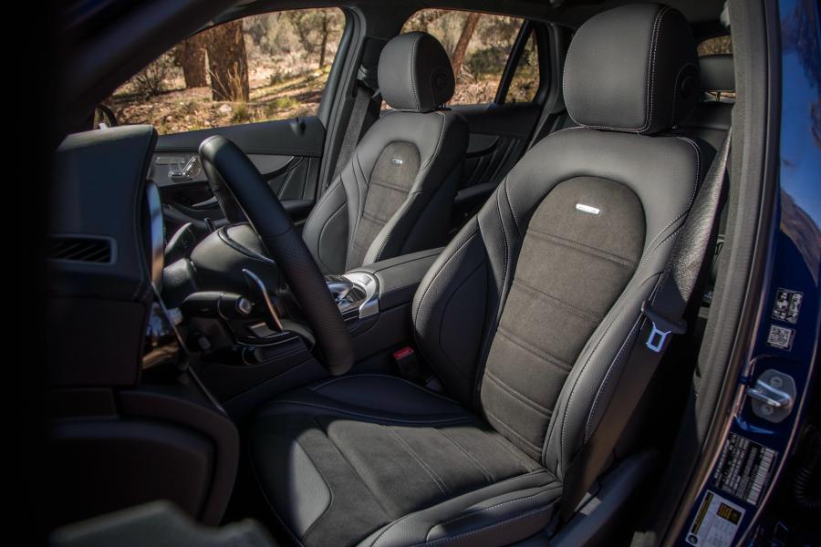 Интерьер Mercedes-AMG GLC63 4Matic+ (X253) 2018 года  (NA) (фото 15 из 47)